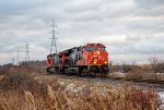 CN 3164 engine light in east of La Prairie